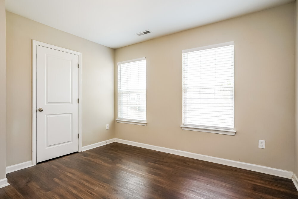 Building Photo - 21 Relict Dr