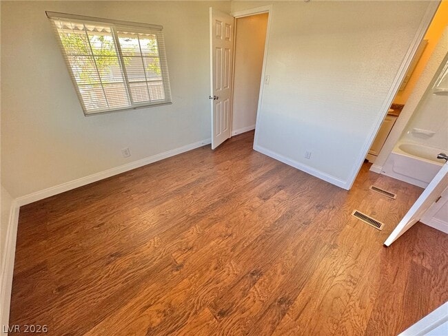 Building Photo - 5239 Ocala Ln