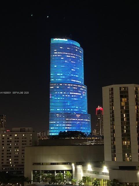 Building Photo - 500 Brickell Ave