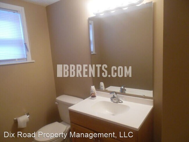 Building Photo - 2 br, 1 bath House - 1219 Azel Avenue,