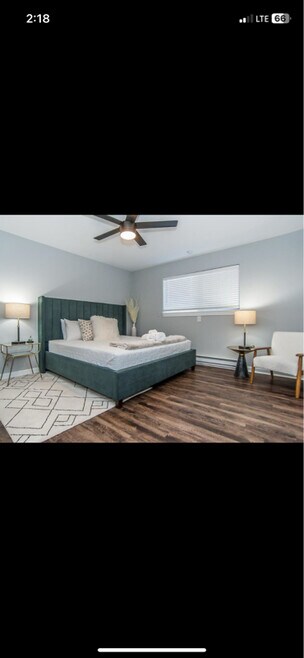 Building Photo - 130 S Estes Dr