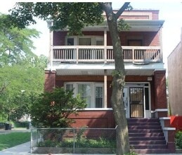 Building Photo - 2704 E 77th St