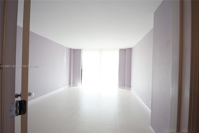 Building Photo - 290 174th St