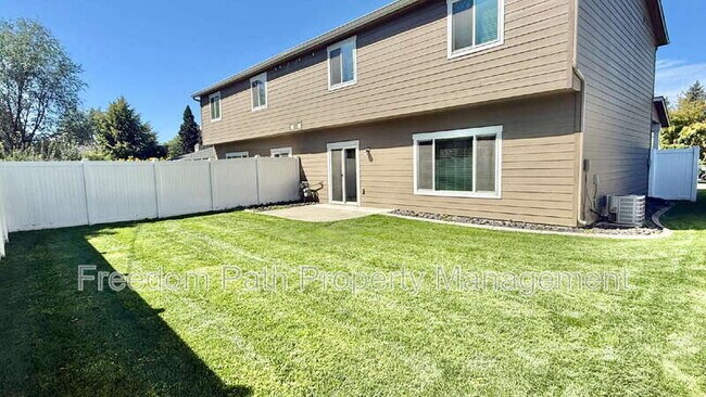 Building Photo - 816 N 18th St