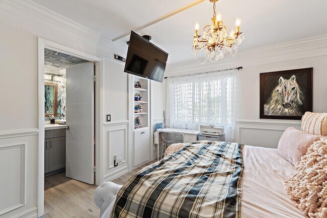 Building Photo - 1605 S US Hwy 1