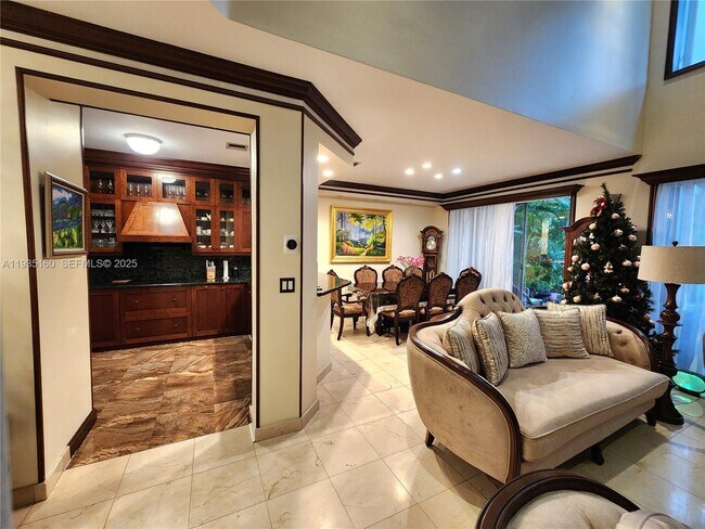 Building Photo - 21028 NE 34th Ct