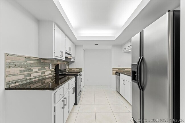 Building Photo - 2455 Lindell Blvd