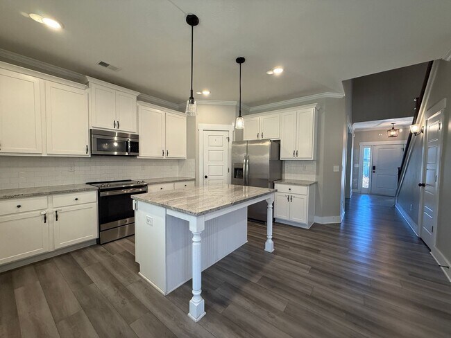 Building Photo - Spacious 4BR/3.5BATH home in the Wrights Farm neighborhood of Grovetown, GA - Available now!!