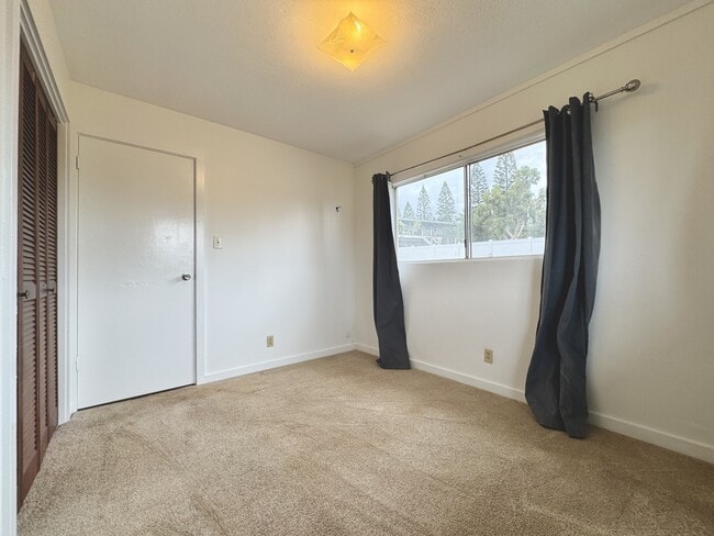 Building Photo - 2886 Liholani St