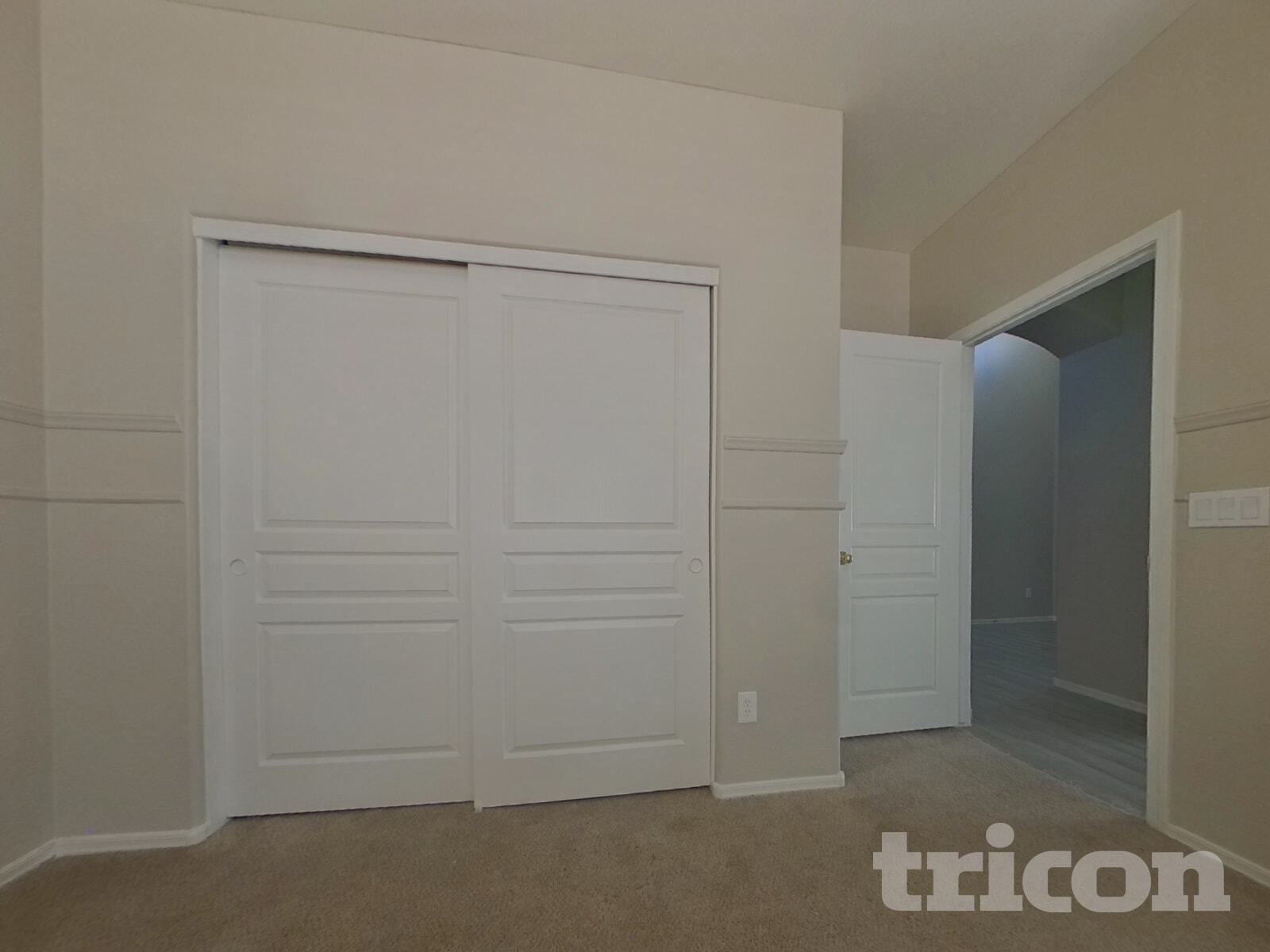 Building Photo - 22160 W Shadow Dr