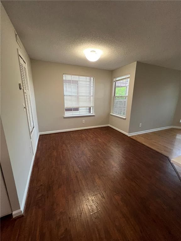 Building Photo - 1213 Waterville Ct