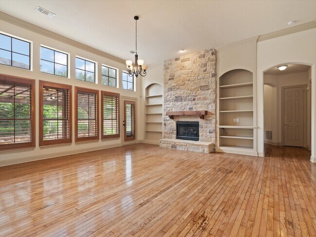 Building Photo - 4699 San Marcos Way