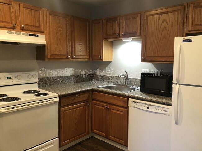 Building Photo - 8330 Zuni St