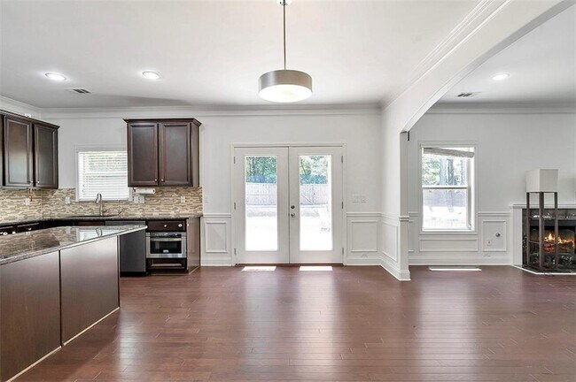 Building Photo - 2635 Azalea Bluff Dr