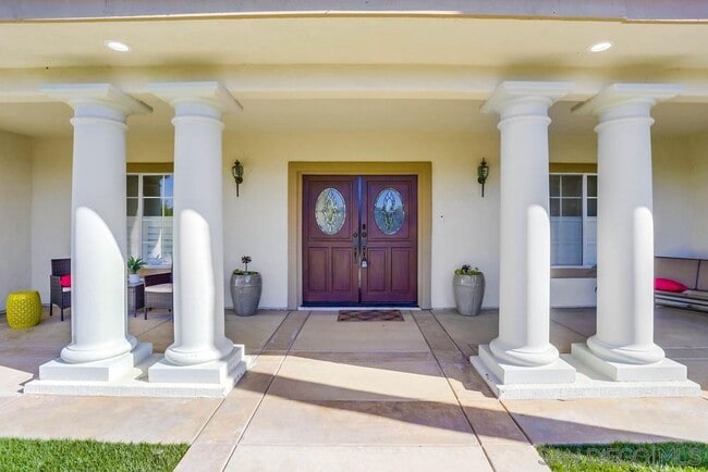 Building Photo - 1696 Gil Way