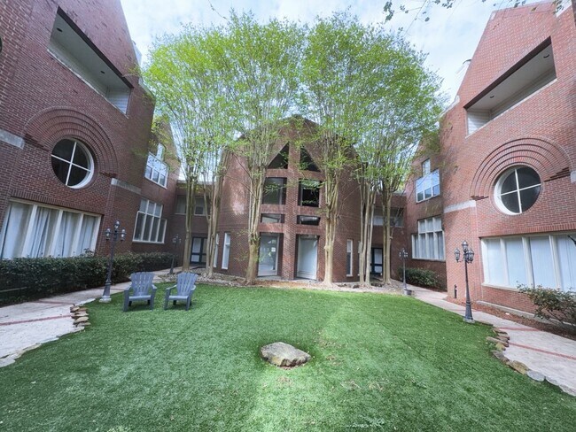 Building Photo - 11852 Taylorcrest Rd