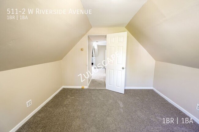 Building Photo - 511 W Riverside Ave