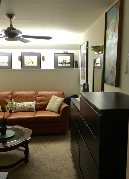 Building Photo - 178 Vernon Ave