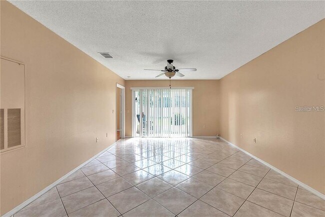 Building Photo - 13313 Fairway Glen Dr