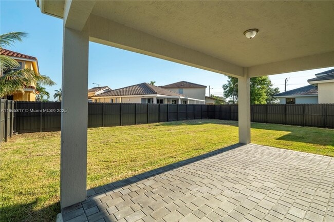 Building Photo - 14425 SW 13th Terrace