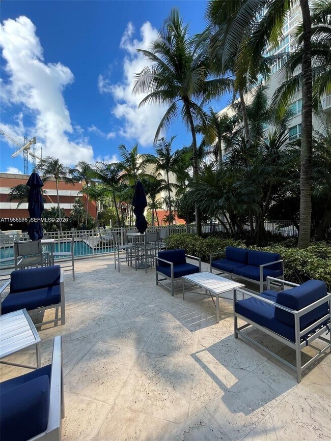 Building Photo - 2001 S Biscayne Blvd