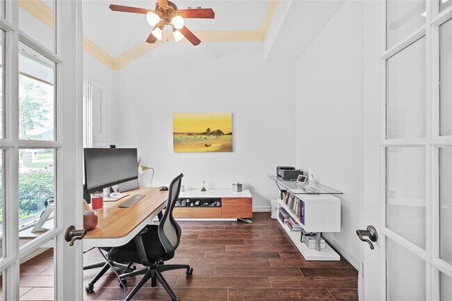 Building Photo - 5475 Harvest Oak Landing Dr