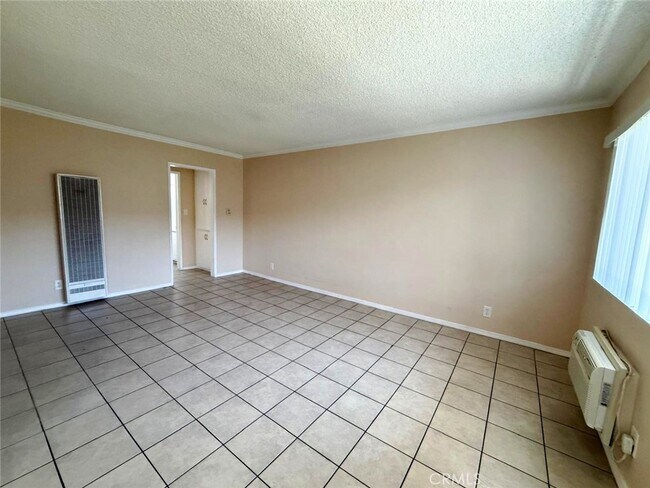 Building Photo - 8371 Northgate Ave