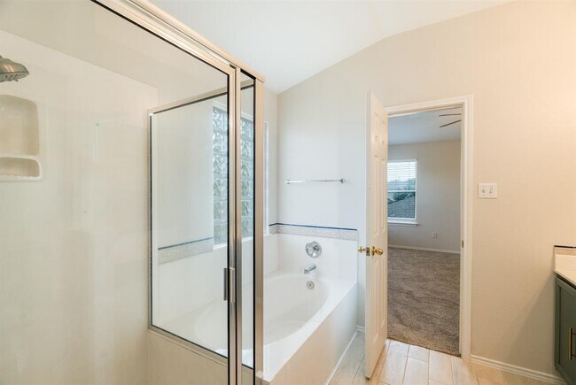 Building Photo - 408 Woodsorrel Way