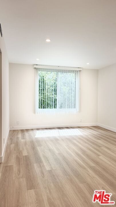 Building Photo - 414 N Palm Dr