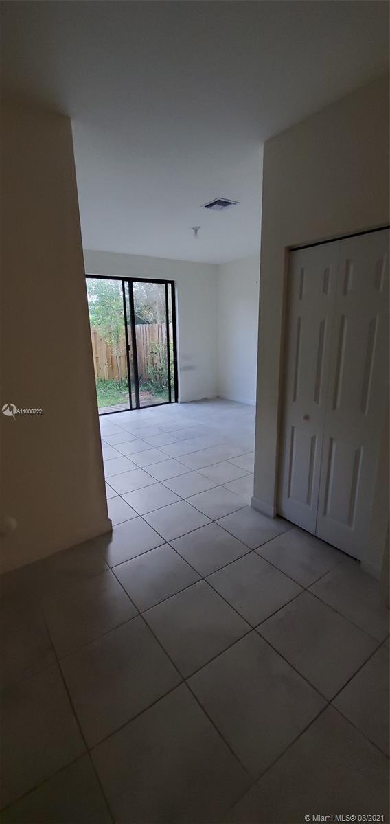 Building Photo - 6538 S Anise Ct