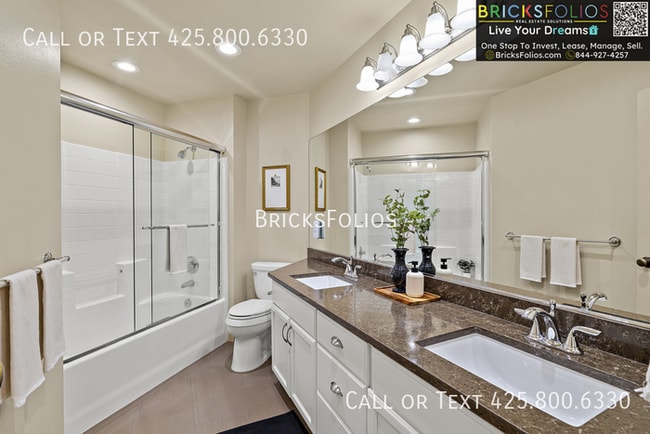 Building Photo - Redmond Ridge Luxury Living | East-Facing Murray Franklyn Gem