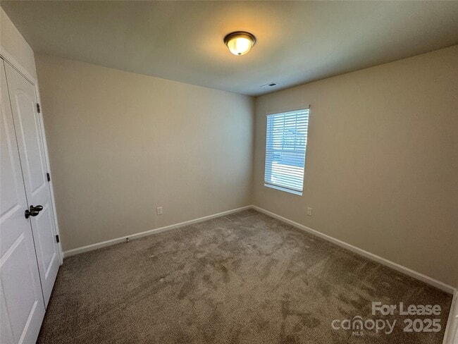 Building Photo - 5616 Axil Ln