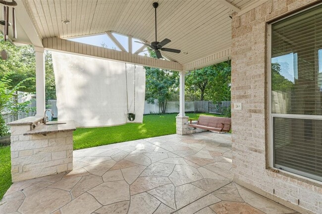 Building Photo - 12935 Bedford Falls Dr