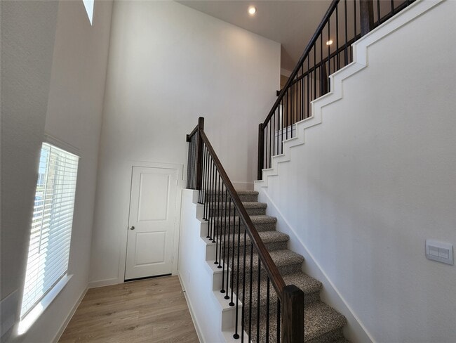 Building Photo - 30622 Wicklow Gdns Dr