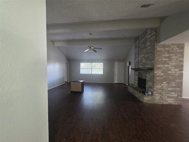 Building Photo - 23322 Dew Wood Ln