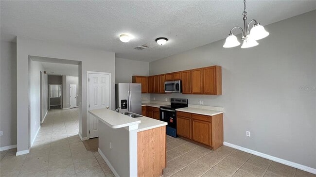 Building Photo - 318 Sand Ridge Dr