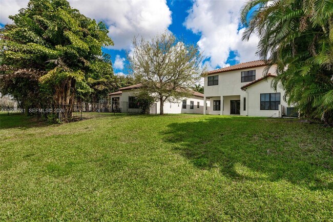 Building Photo - 3320 NW 84th Way