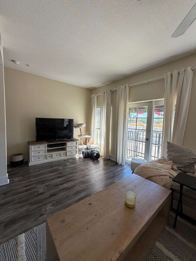 Building Photo - Spectacular 2/2.5 Condo in the Oldsmar Galleria Town Center Lifestyle
