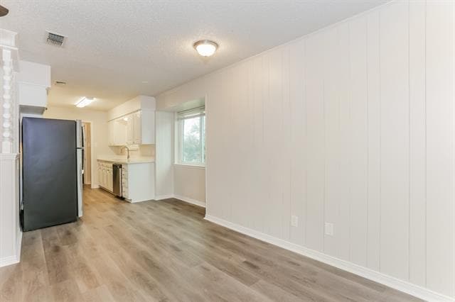 Building Photo - 328 Bennett Cir