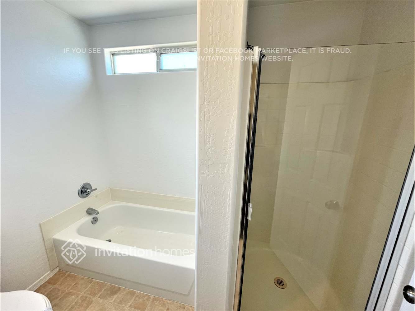 Building Photo - 1757 S Voyager Dr