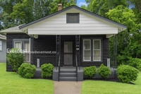 Building Photo - 740 45th Pl N