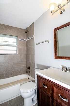 Building Photo - Completely Renovated 3 Bedroom 2 Bathroom ...