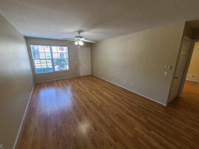 Building Photo - 36138 Lake Chase Blvd