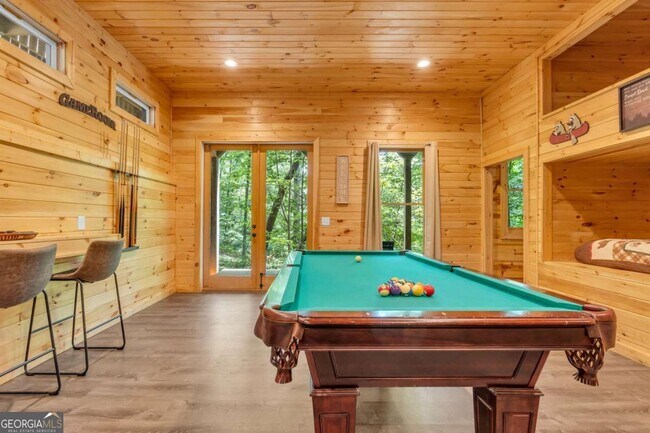 Building Photo - 417 Hickory Ridge Dr