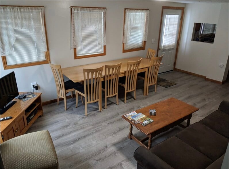 Living room - 855 E Front St