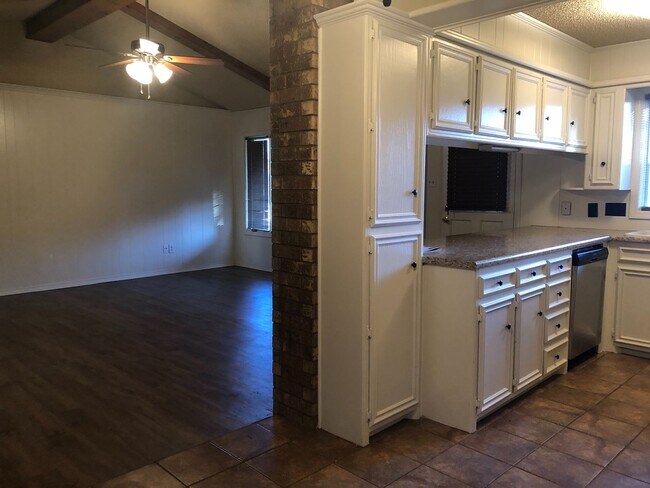 Building Photo - Available now South Central Lubbock