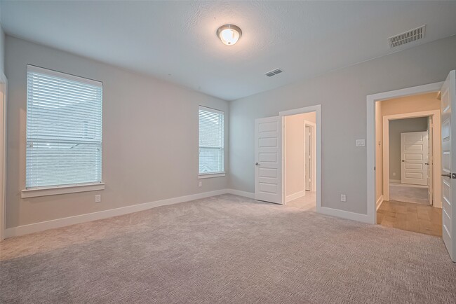 Building Photo - 1322 McMurtry Ridge Dr