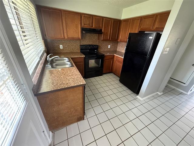 Building Photo - 728 Bluebonnet Dr