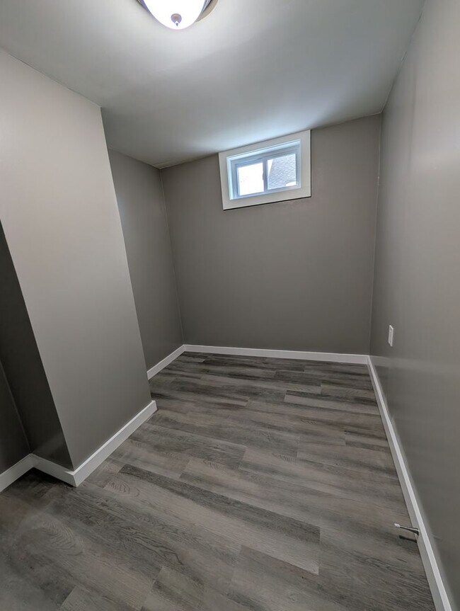 Building Photo - 47 Piedmont St