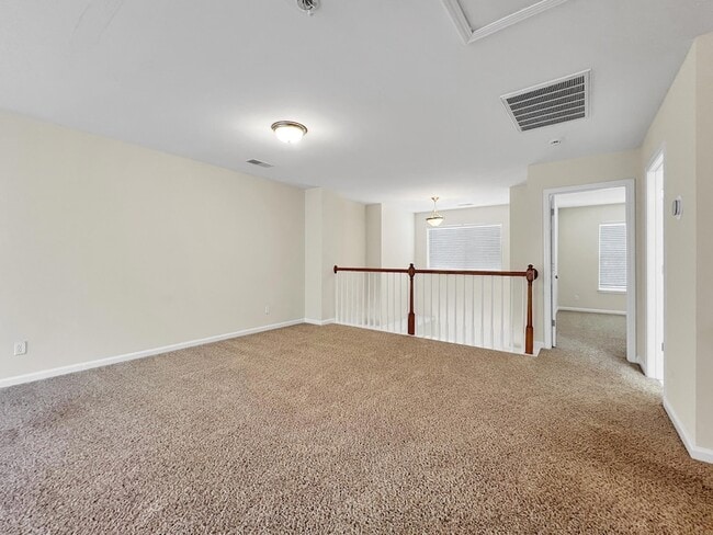 Building Photo - 4824 Willow Brook Ln